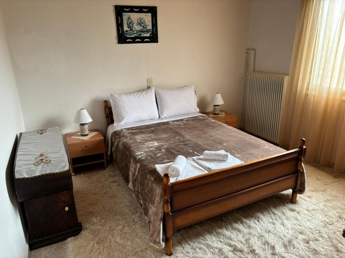 Platanoussa Georgaras Accommodation מראה חיצוני תמונה
