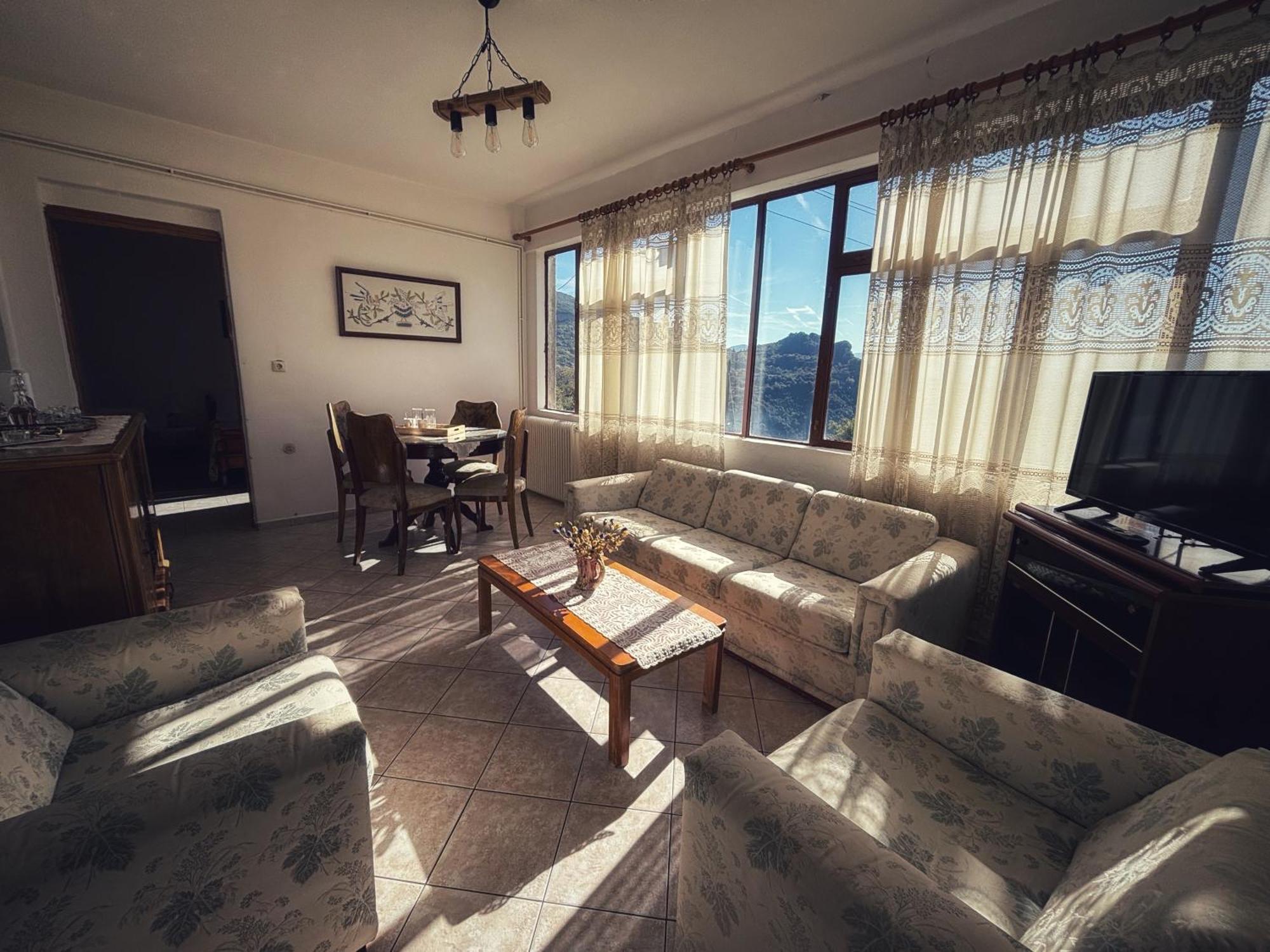 Platanoussa Georgaras Accommodation מראה חיצוני תמונה
