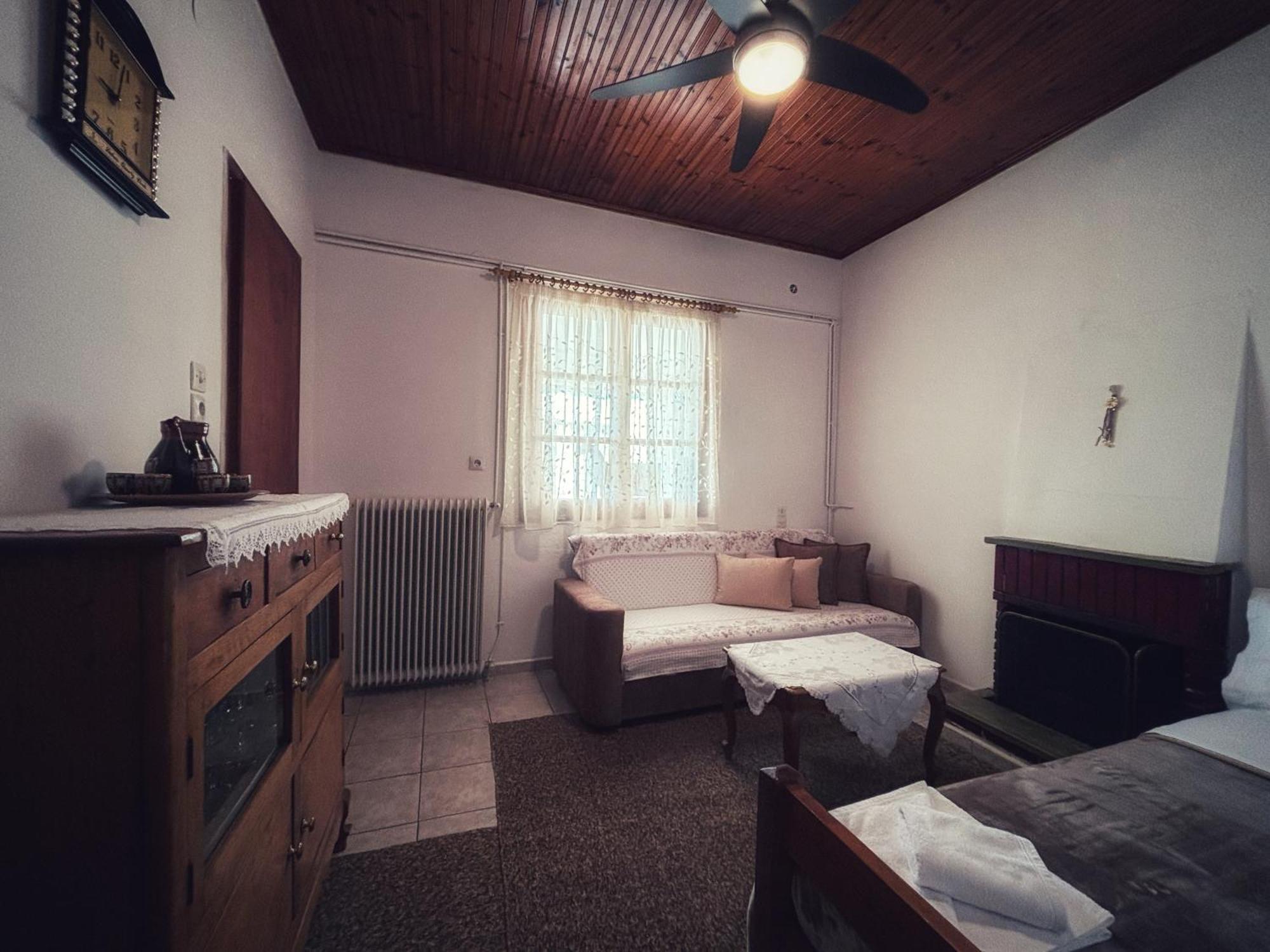 Platanoussa Georgaras Accommodation מראה חיצוני תמונה